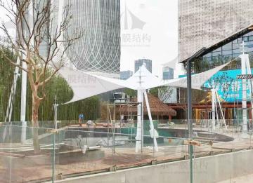 預張力在張拉膜結構建筑中的關鍵作用是什么？